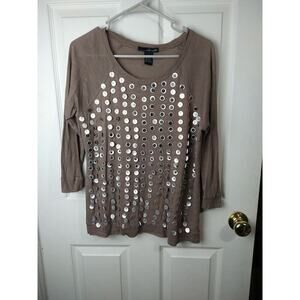 Willi Smith Brown Dolman Sleeve Silver Medallion Accent Tee. Size L